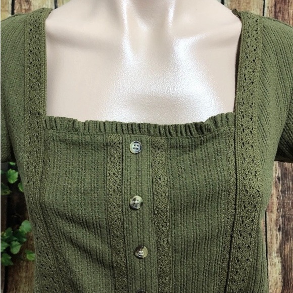 Shyanne Square neck Crochet Lace Blouse Size Large - Picture 2 of 5